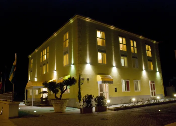 La Isla Resort