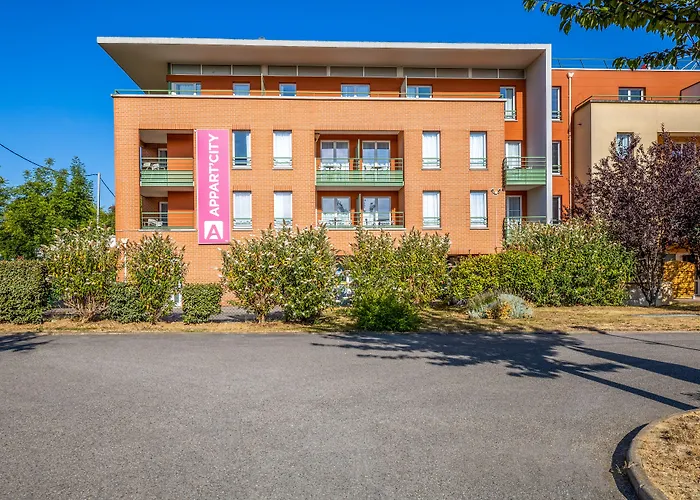 Appart'City Confort St Quentin En Yvelines – Bois d'Arcy - Appart Hôtel