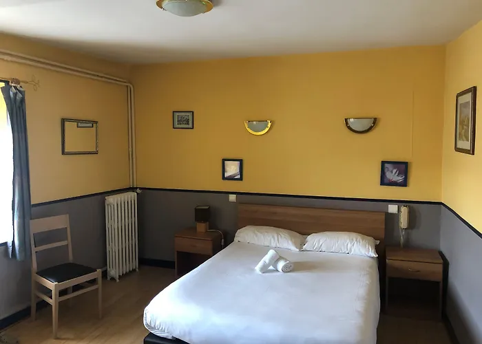 Logis Hostellerie Du Cheval Blanc