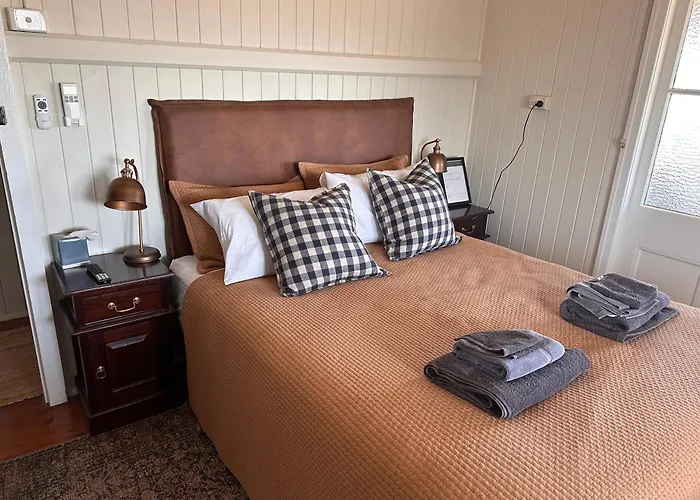 Inglewood Hotel