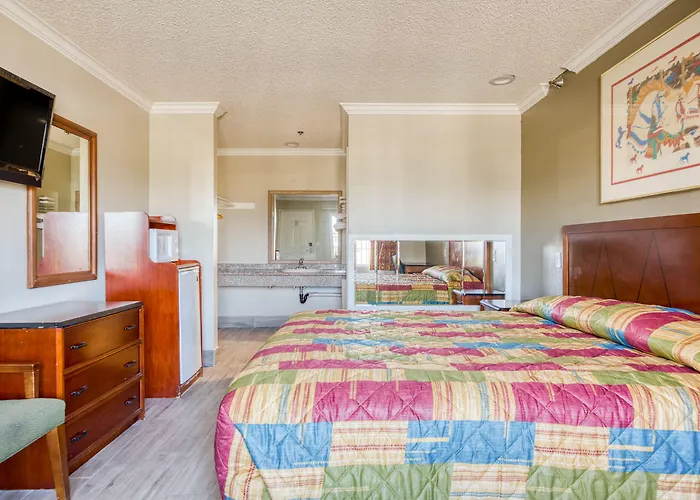 Hotel Corona Ca - Hwy 91