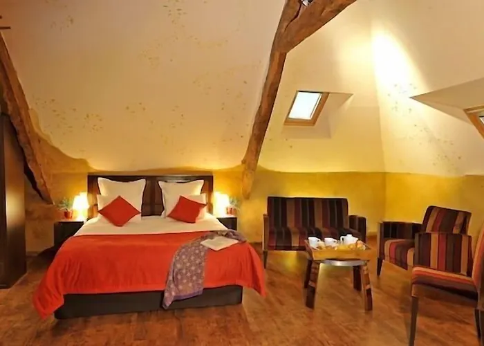 Hotel O2B Aux Berges de Brocéliande