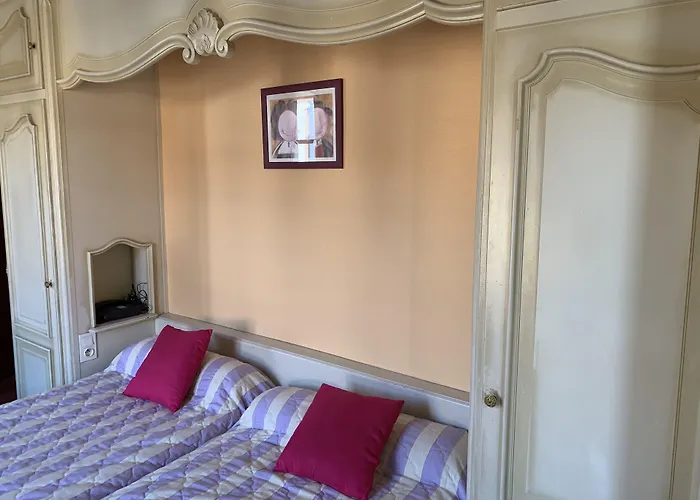 Cit'Hotel Des Vosges - 5 Rue De La Gare