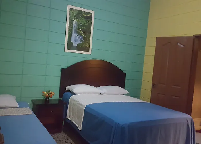 Guesthouse Dos Molinos B&B