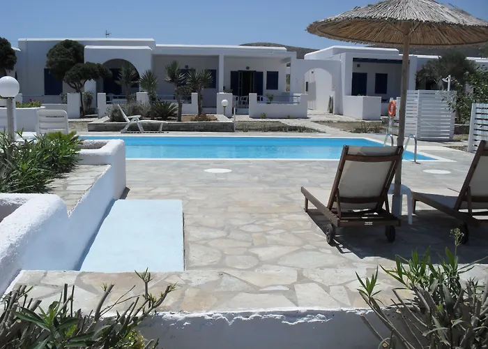 Porto Naoussa (Adults Only)