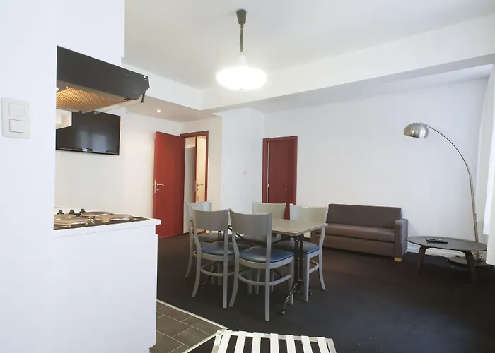 Alpha Hotel