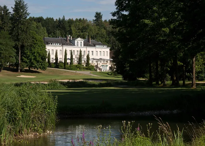Domaine et Golf de Vaugouard - Younan Collection