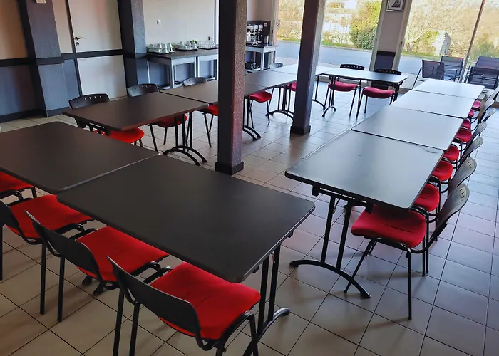 Hotel Restaurant Les Chataigniers