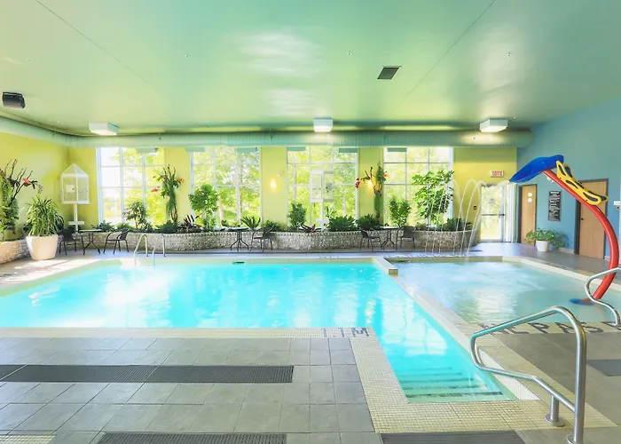 Days Inn By Wyndham Levis