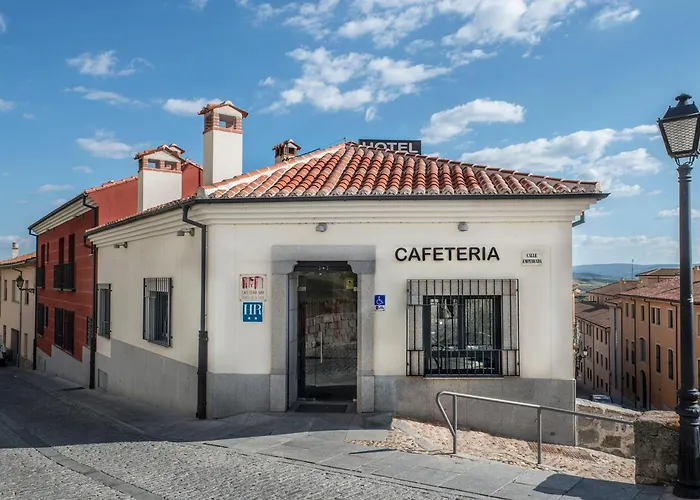 Hotel Puerta De La Santa
