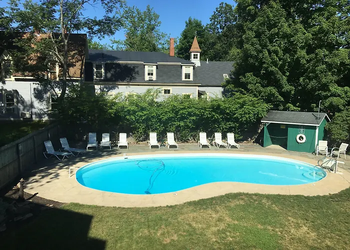 Cranmore Inn
