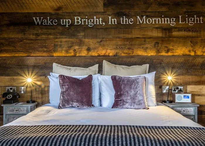 The Alexander Pope Hotel