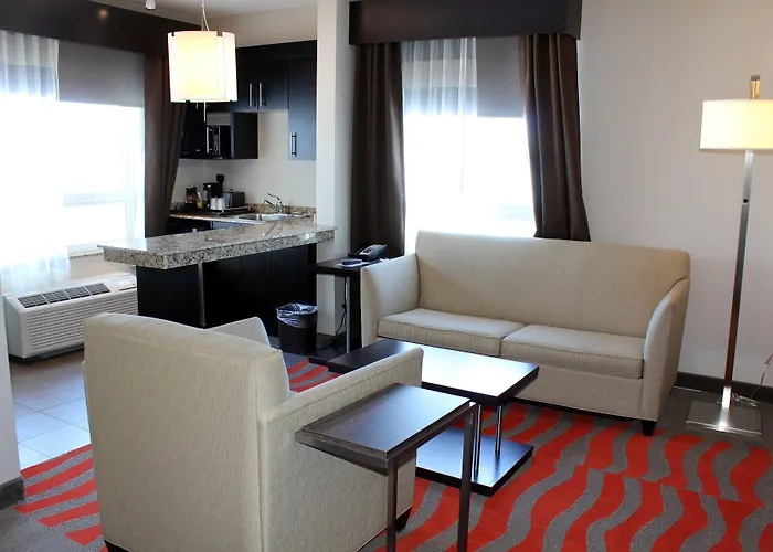 Chateau Inn & Suites Bonnyville