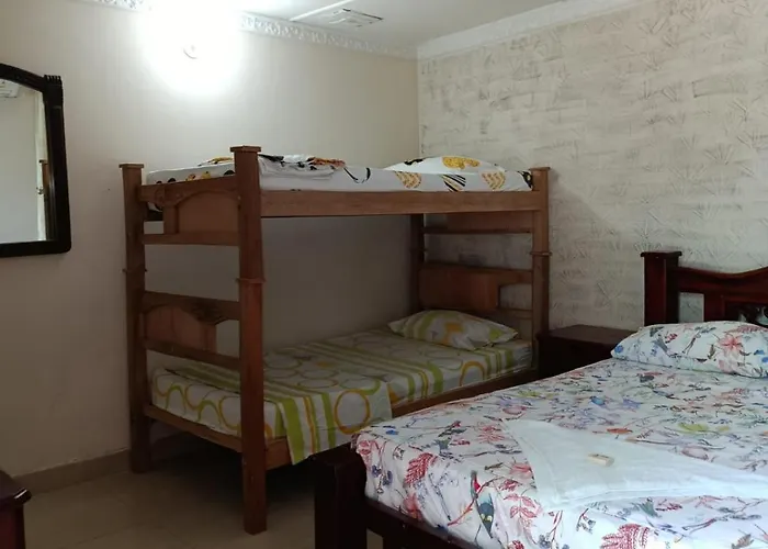 Hotel Colonial Inn