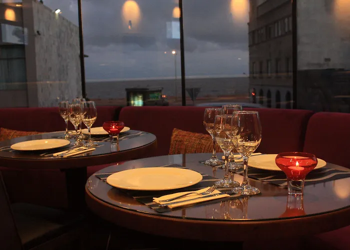 AXSUR Design Hotel