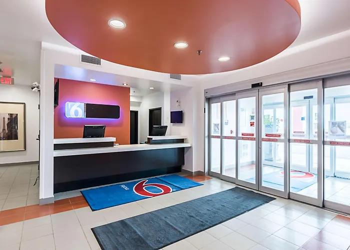 Motel 6-Moosomin, Sk