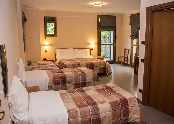 Parini Hotel