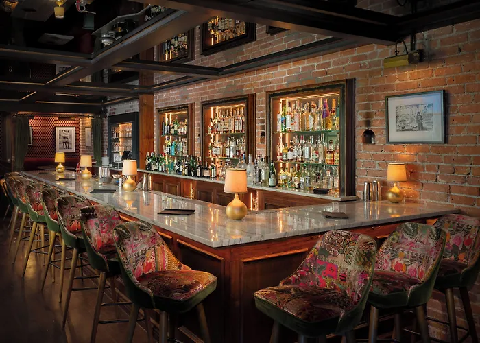 Granada Hotel & Bistro