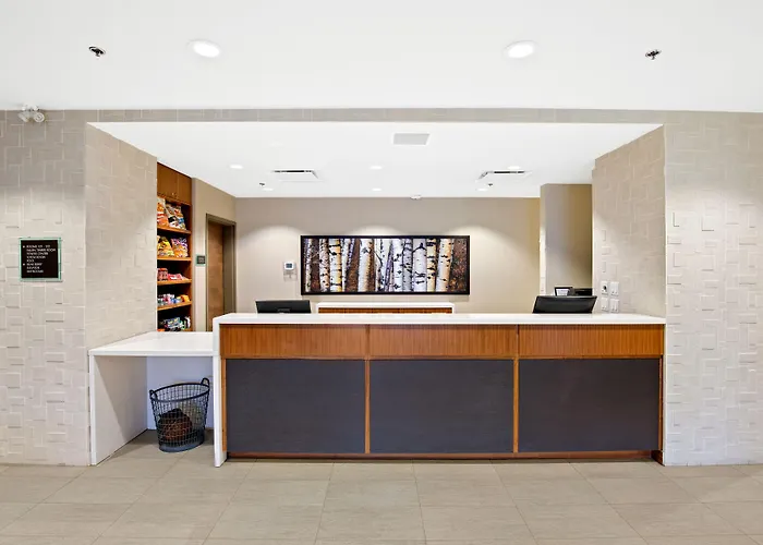 Mountain View Inn & Suites