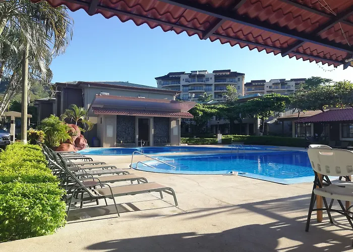 Hotel & Villas Huetares