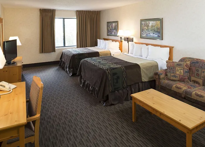Kelly Inn And Suites Mitchell