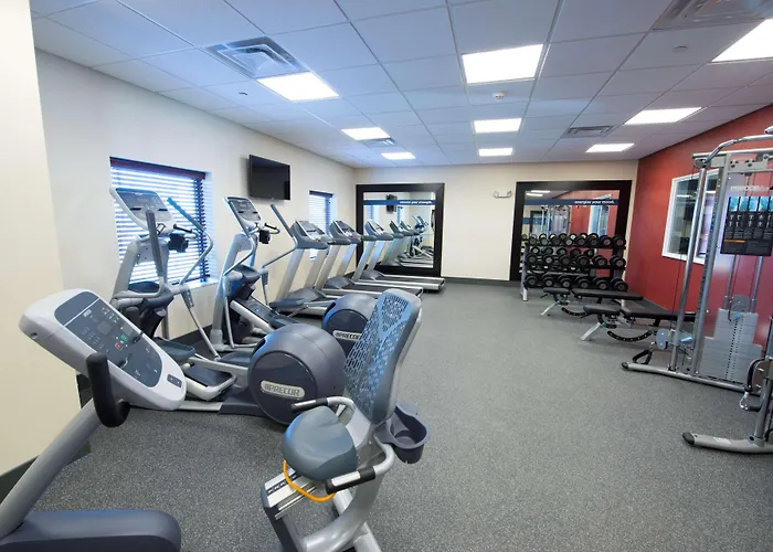 Hampton Inn & Suites Bismarck Northwest