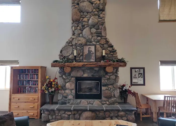 Cody Legacy Inn & Suites