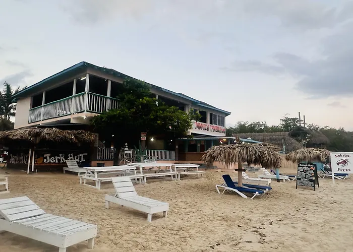 Tamboo Resort