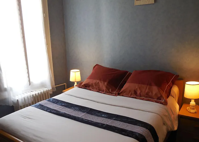 Hotel Le Petit Chateau Proche Parc Des Expositions Porte De Versailles