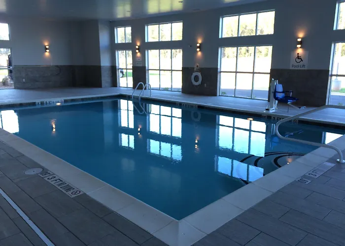 Holiday Inn Express & Suites Albany