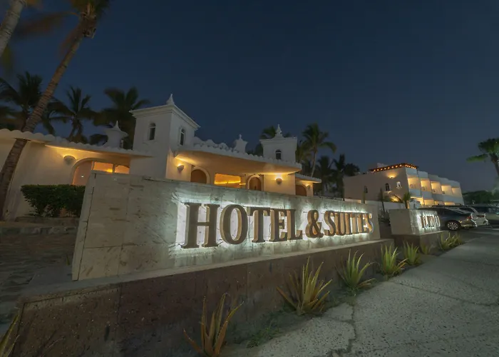 Hotel & Suites El Moro