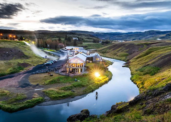 Frost&Fire Hotel