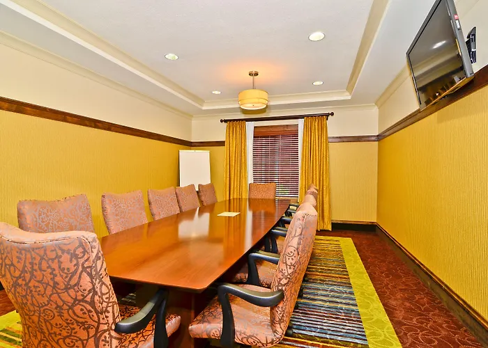 Hawthorn Extended Stay By Wyndham Dickinson