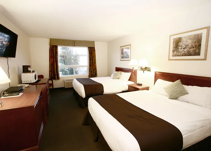 Foxwood Inn & Suites Drayton Valley