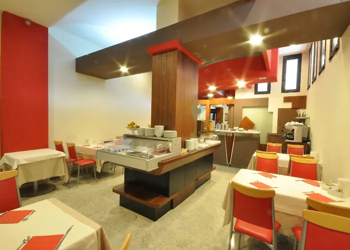 Planet Hotel
