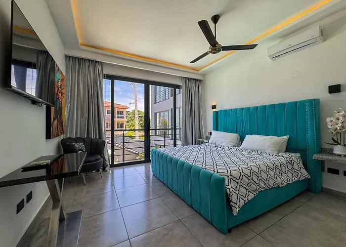 Instyle Residences At Rizz Suites