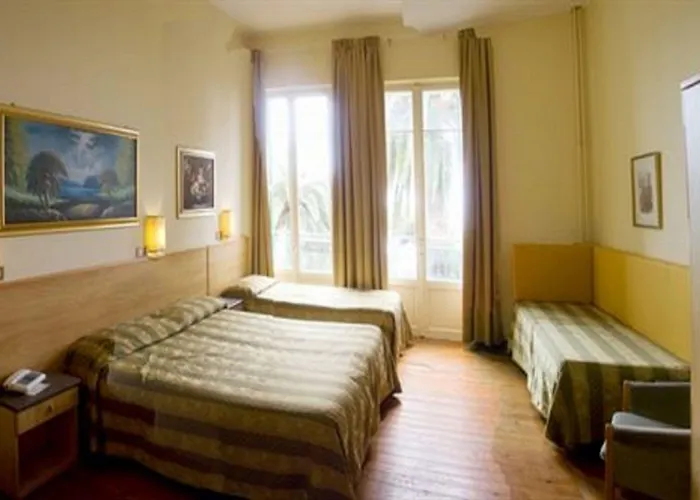 Hotel Petit Royal