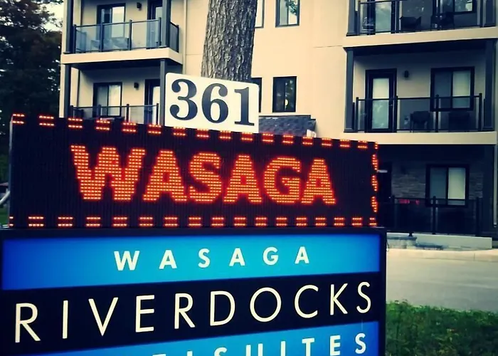 Wasaga Riverdocks Hotel Suites