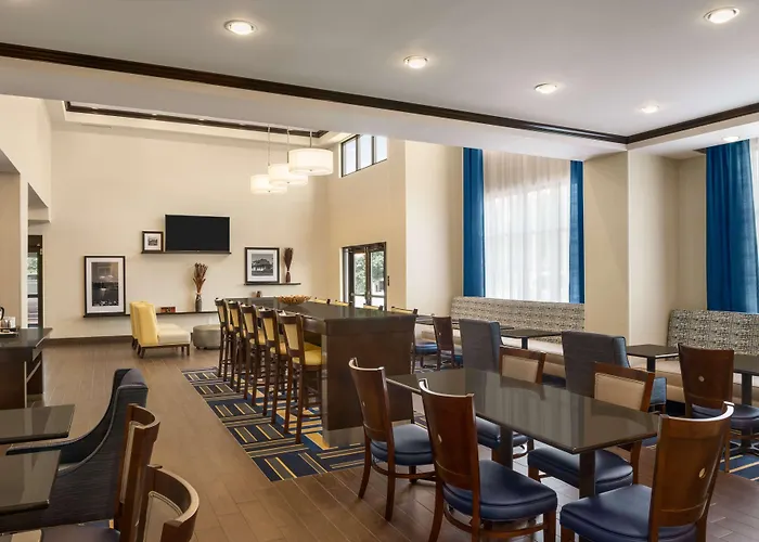 Hampton Inn & Suites - Lavonia, Ga