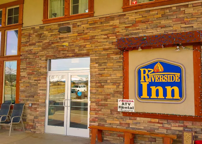 A Riverside Inn Travelodge By Wyndham