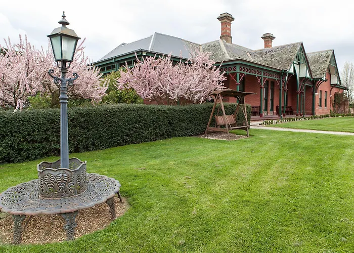 Cleveland Estate