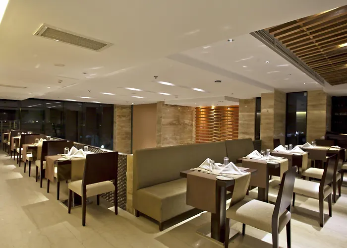 Lakeshore Suites, Banani