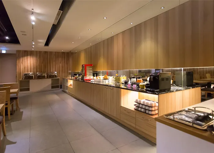 麗馨商旅七賢館