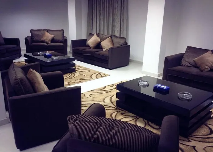 Seven Days Hotel