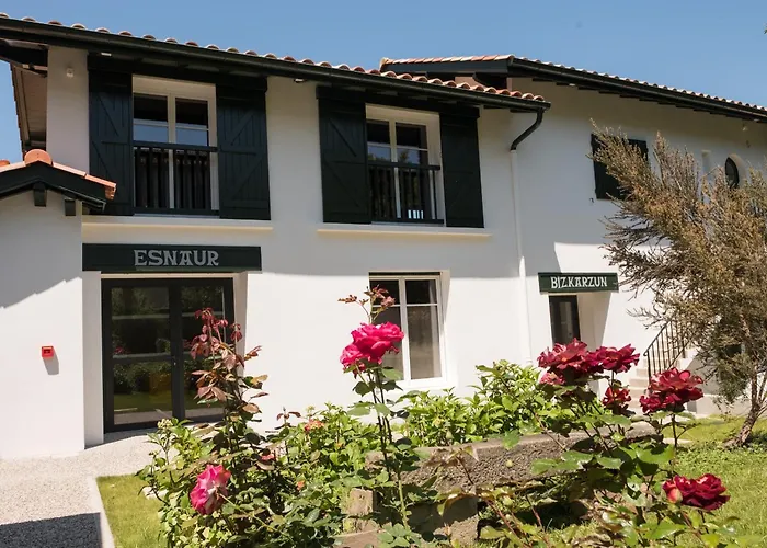 Hotel De La Rhune