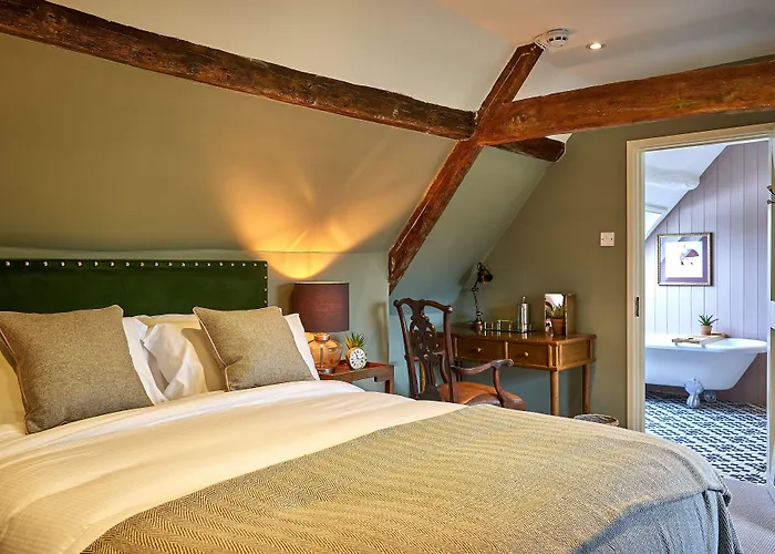 The Horse And Groom Inn