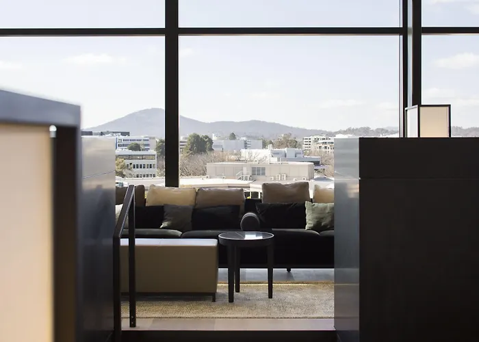 Little National Hotel Canberra