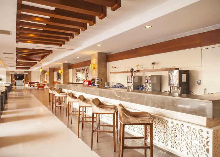 Diamond Beach Hotel & Spa