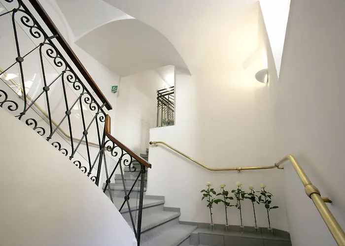 Hotel Cervetta 5