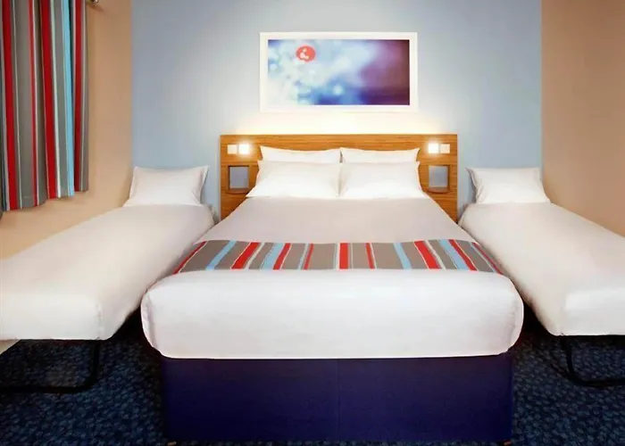 Travelodge Perth Broxden Junction